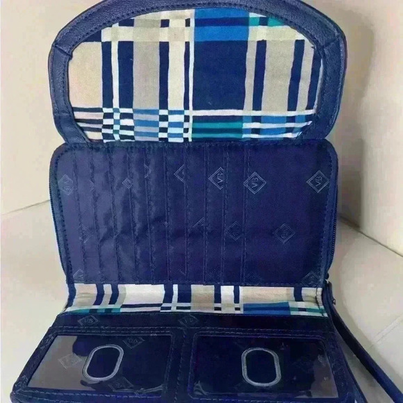 Vera Bradley Ultimate Wristlet in Santiago Blue - Picture 4 of 4